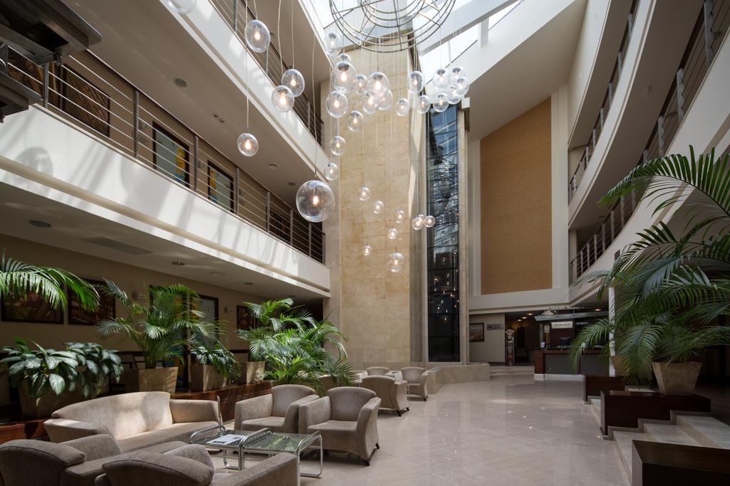 Hotel Vesna Трускавец Екстериор снимка