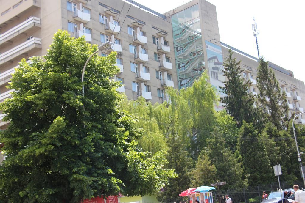 Hotel Vesna Трускавец Екстериор снимка