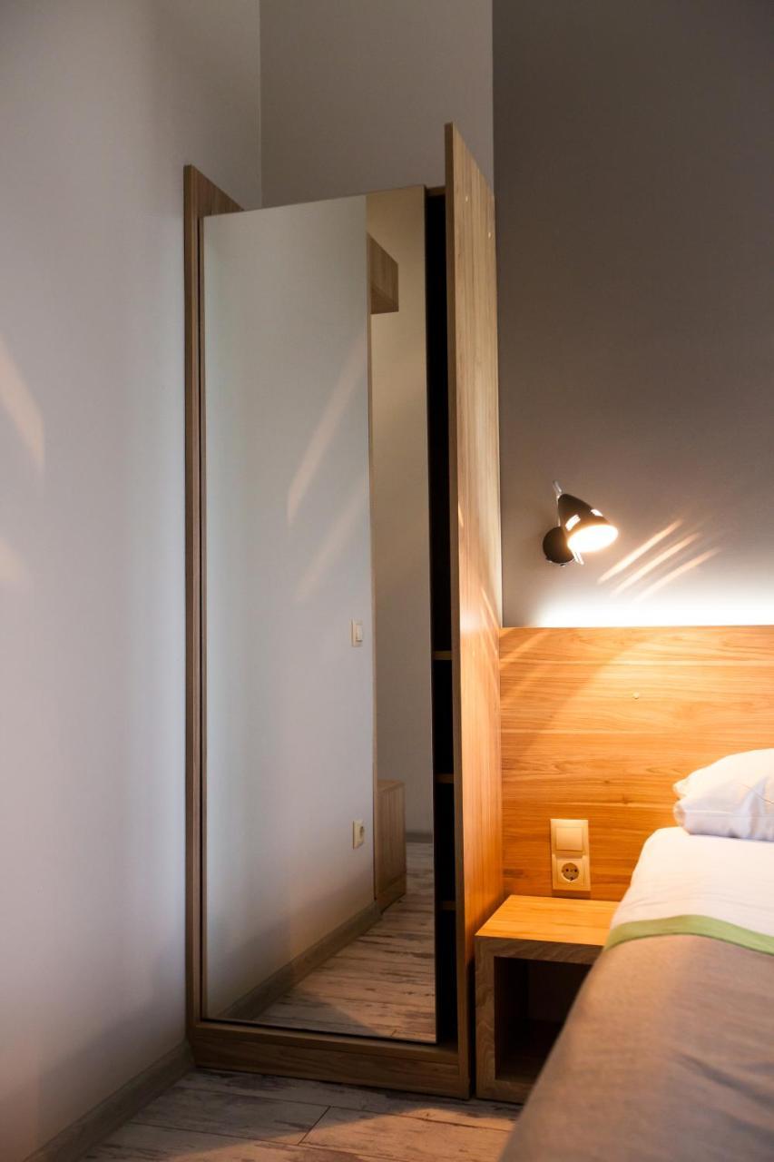 Hotel Vesna Трускавец Екстериор снимка