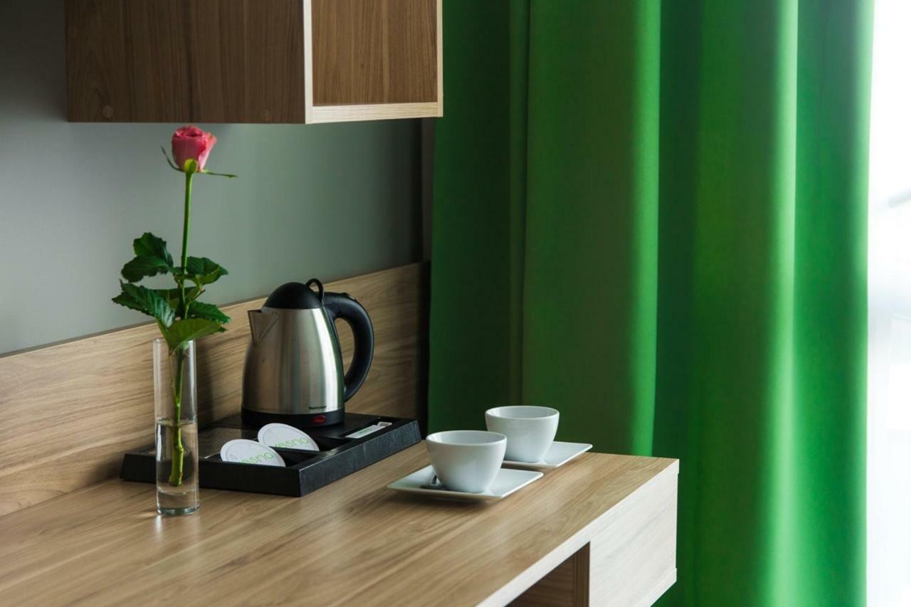 Hotel Vesna Трускавец Екстериор снимка